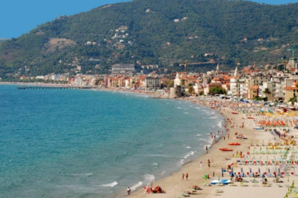 شقة Bilocale A 15 Min Da Alassio E Albenga Ranzo-Borgo المظهر الخارجي الصورة
